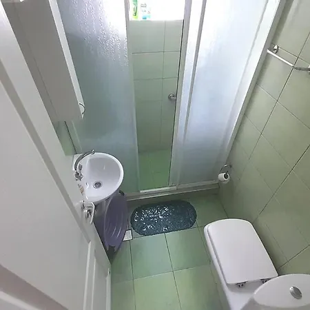 Cozy Guest Very Quiet And Pleasant : )